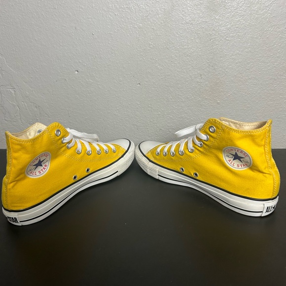 Converse Yellow Chuck Taylors Mens 8 Womens 10 - Picture 4 of 8